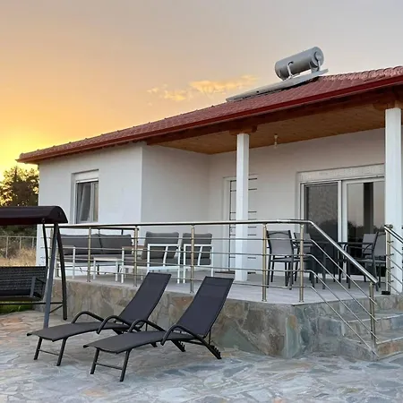Asteri - 3 Bedrooms Holiday home *